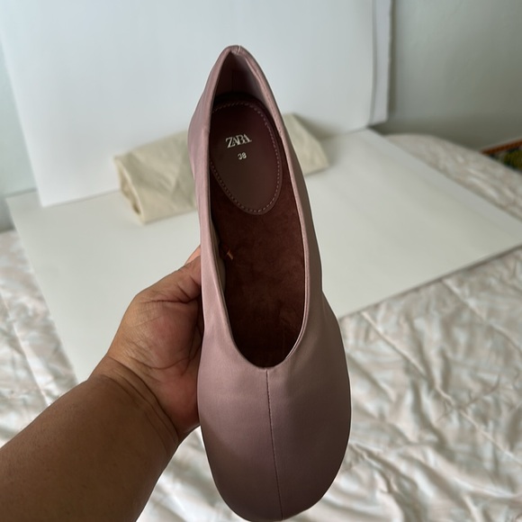 Zara Women's Mauve Flats - Picture 9 of 15